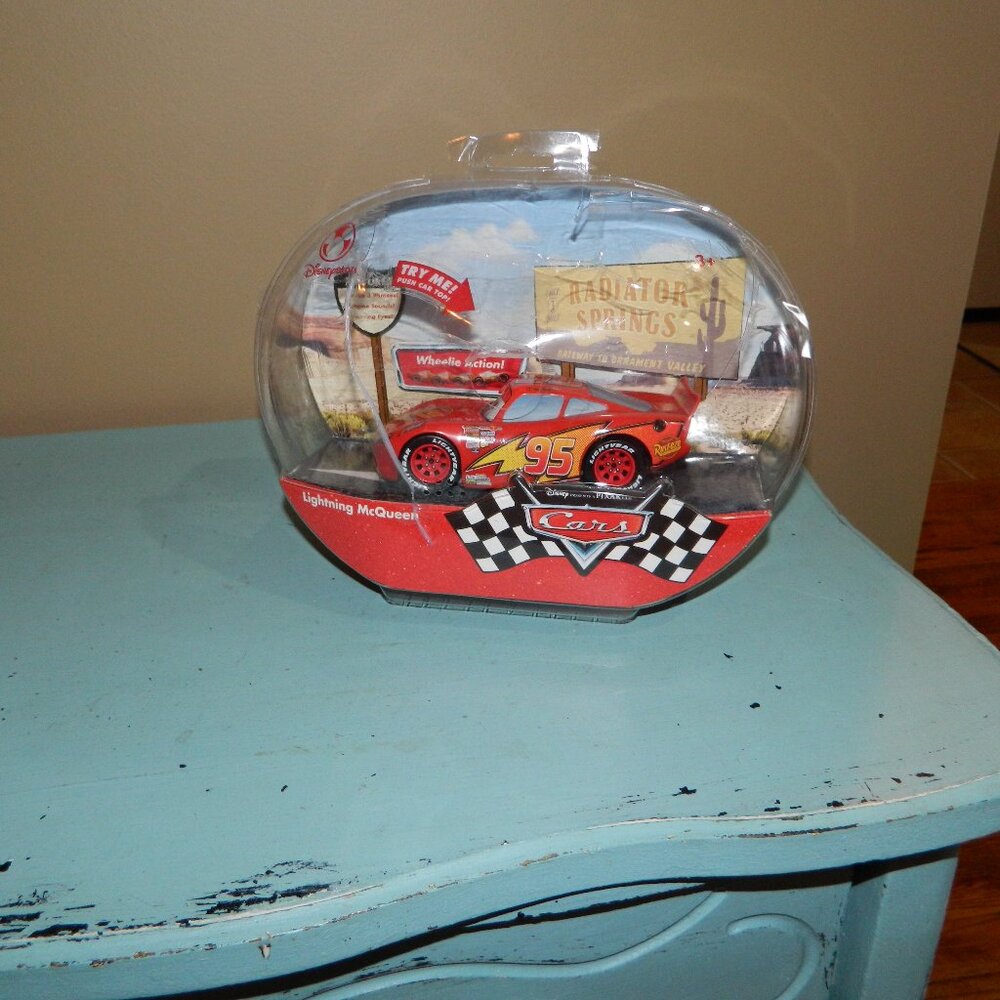 Disney Store Pixar Cars Lightning McQueen Talking Wheelie RARE